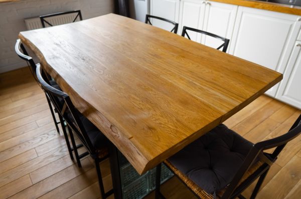 Table Assembly in Bellevue